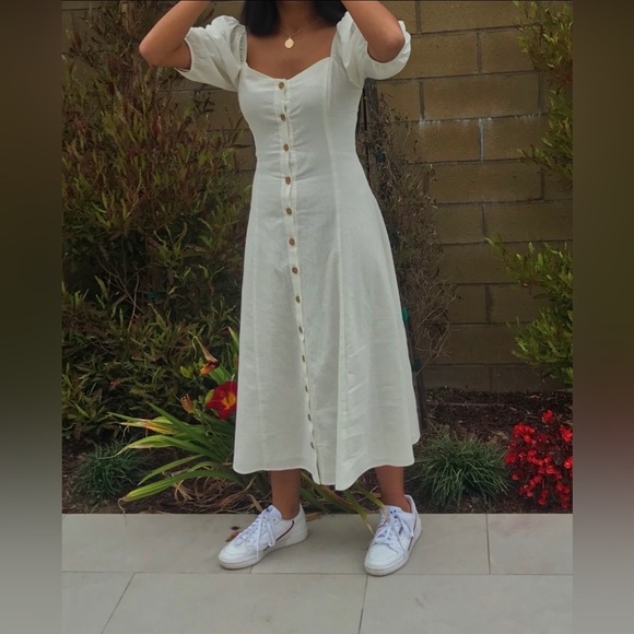 Urban Outfitters Dresses & Skirts - Urban Outfitters Maria Puff Sleeve Button Front Midi Dress Size Small